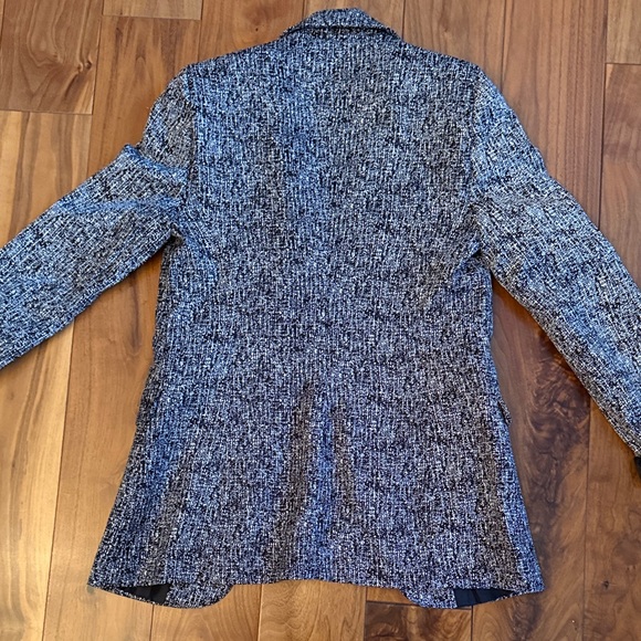 Black and White Blazer - Picture 5 of 5